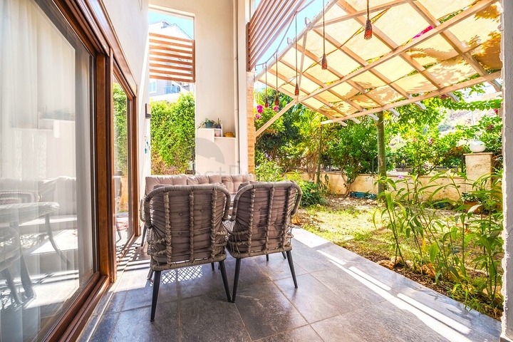 Spacious 5+1 Garden Duplex in Oba, Alanya – 220 m², Furnished