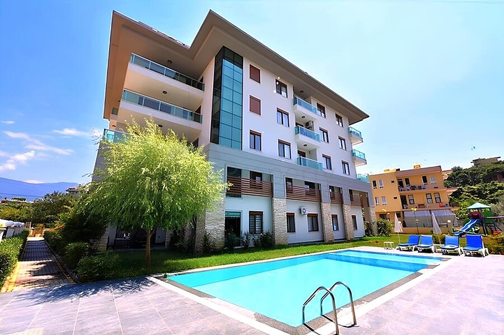 Spacious 5+1 Garden Duplex in Oba, Alanya – 220 m², Furnished