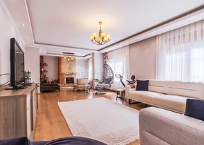 Spacious 5+1 Garden Duplex in Oba, Alanya – 220 m², Furnished