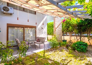 Spacious 5+1 Garden Duplex in Oba, Alanya – 220 m², Furnished