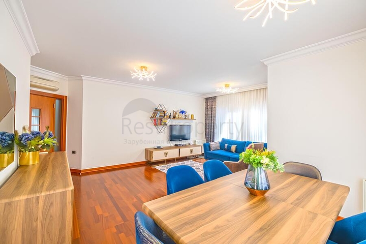 Premium 3+1 Apartment in Alanya Center – 20 m to the Sea, 142 m²