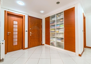 Premium 3+1 Apartment in Alanya Center – 20 m to the Sea, 142 m²