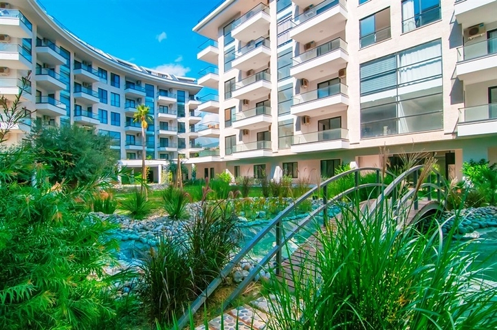 Sea-View 1+1 Apartment in Kestel with Full Facilities, 900 m from the Beach