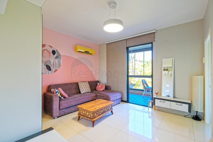 Sea-View 1+1 Apartment in Kestel with Full Facilities, 900 m from the Beach