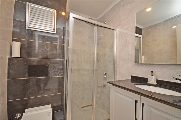 Sea-View 1+1 Apartment in Oba, Alanya – 55 m², Full Facilities