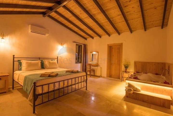 Two villas in the Kas Antalya area are for sale. 