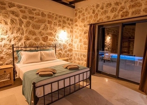 Two villas in the Kas Antalya area are for sale. 