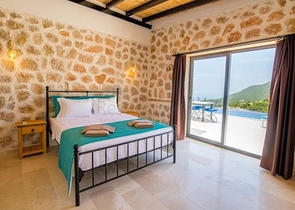 Two villas in the Kas Antalya area are for sale. 