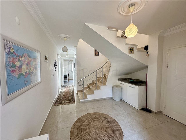 Spacious villa with panoramic sea views in Alanya