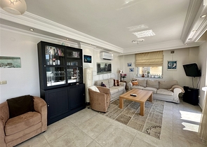 Spacious villa with panoramic sea views in Alanya