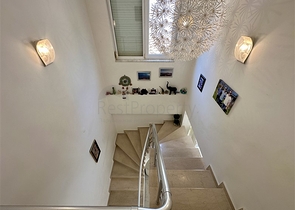 Spacious villa with panoramic sea views in Alanya