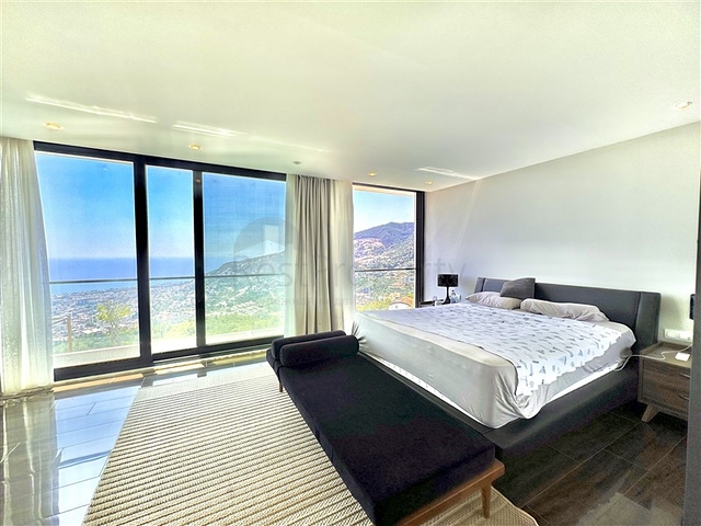 Modern 3+1 Sea-View Villa in Alanya Bektas | 450 m² | Furnished