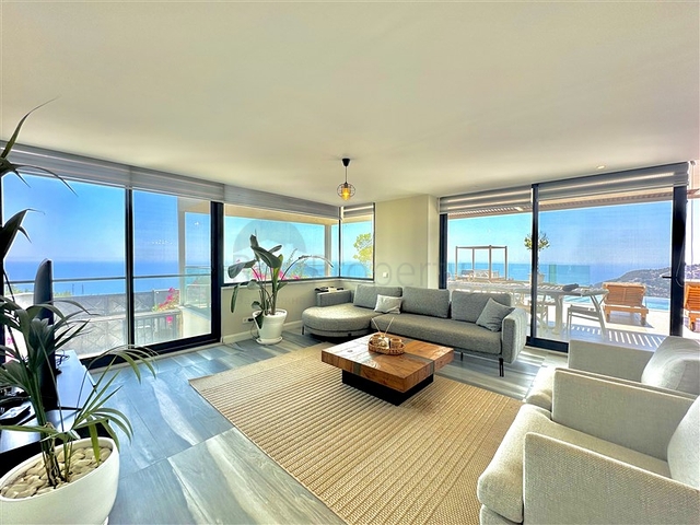 Modern 3+1 Sea-View Villa in Alanya Bektas | 450 m² | Furnished