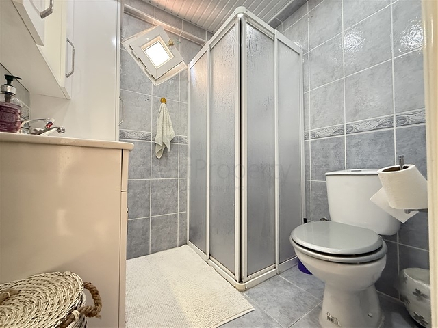 Spacious 1+1 apartment just 100 meters from the sea in Both directions