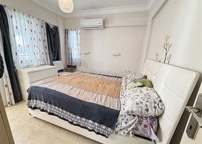 Spacious 1+1 apartment just 100 meters from the sea in Both directions