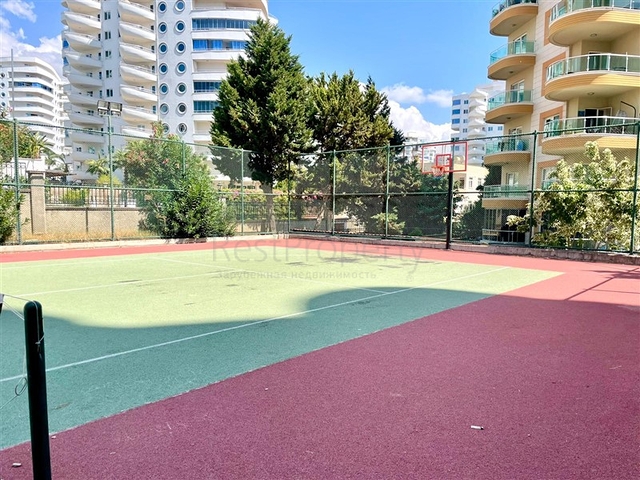 Furnished 2+1 Apartment in Mahmutlar, 450 m from the Beach