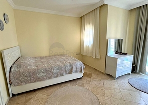 Furnished 2+1 Apartment in Mahmutlar, 450 m from the Beach