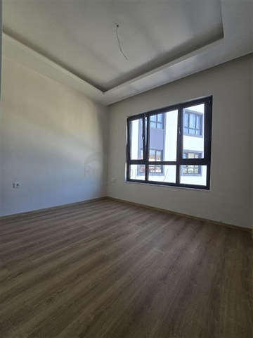 Modern 1+1 Apartment in Mahmutlar with Full Facilities, 650 m from the Sea