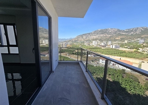 Modern 1+1 Apartment in Mahmutlar with Full Facilities, 650 m from the Sea