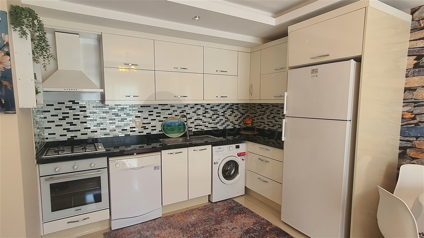Furnished 1+1 Apartment in Oba, Alanya — 350 m from the Beach