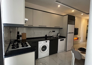 Modern 1+1 Rental Apartment in Central Alanya, 250 m to the Beach
