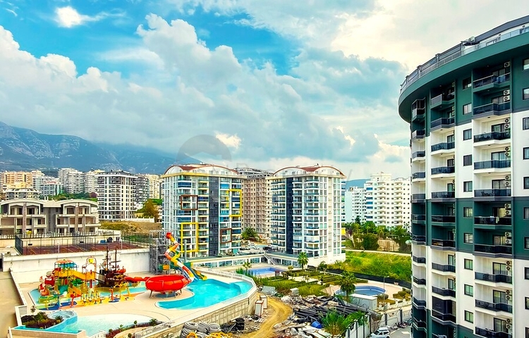 Spacious apartment with modern design in Mahmutlar