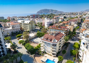 Furnished 2+1 Apartment Near the Sea in Central Alanya