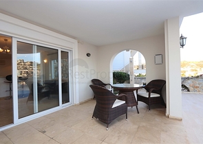 Villa with a spacious terrace in the green part of Konakli district