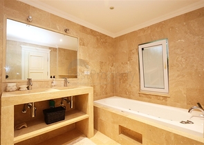 Villa with a spacious terrace in the green part of Konakli district