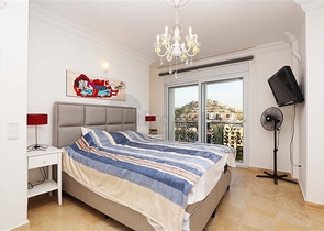 Villa with a spacious terrace in the green part of Konakli district