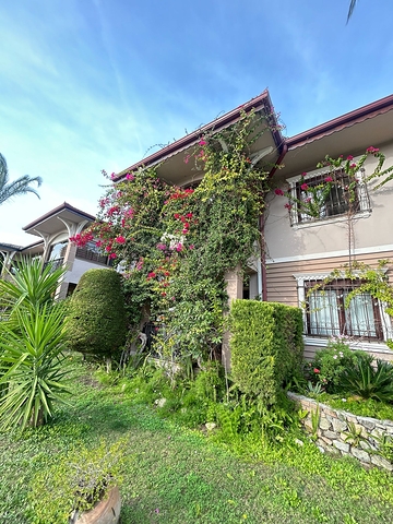 Furnished 3+1 Villa in Çamyuva, Kemer – 220 m², 400 m to Sea