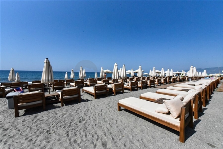 Sea-View 2+1 Apartment in Mahmutlar – 85 m², 50 m to the Beach