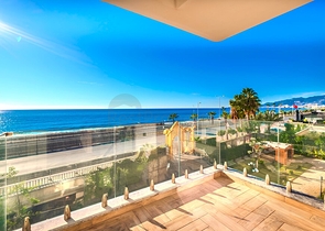 Sea-View 2+1 Apartment in Mahmutlar – 85 m², 50 m to the Beach