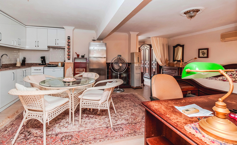 Spacious furnished villa just 50 m from the sea in the Payallar / Alanya area