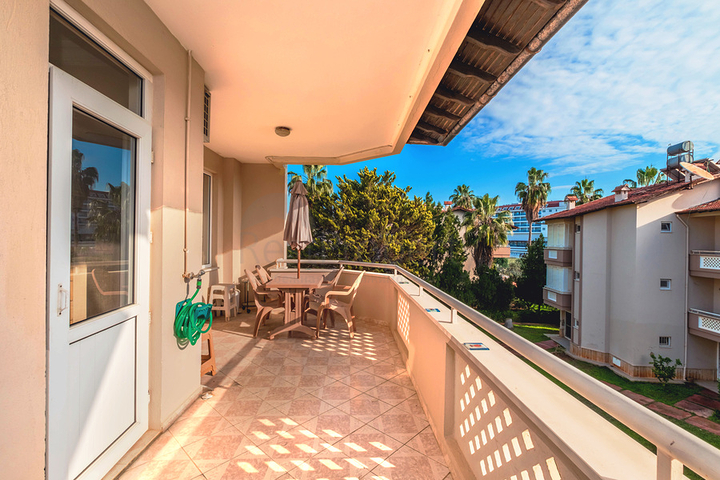 Spacious furnished villa just 50 m from the sea in the Payallar / Alanya area