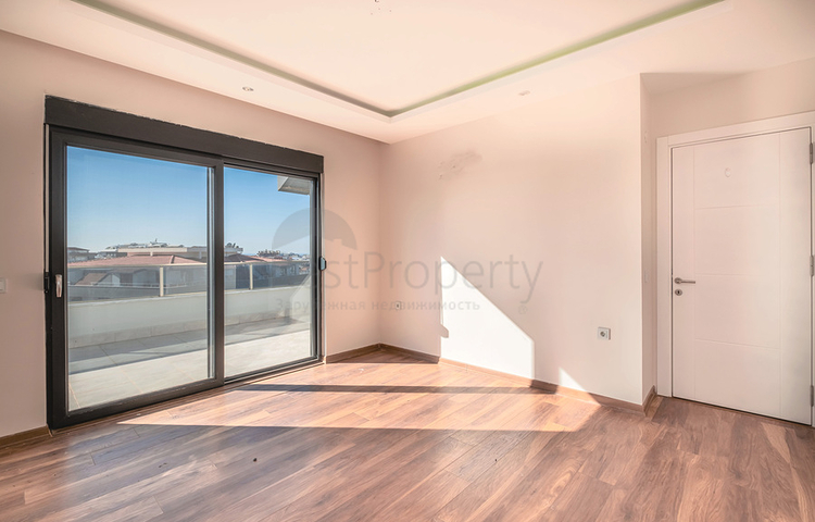 Luxury 6+1 Penthouse in Oba, Alanya | 300 m² Family Home