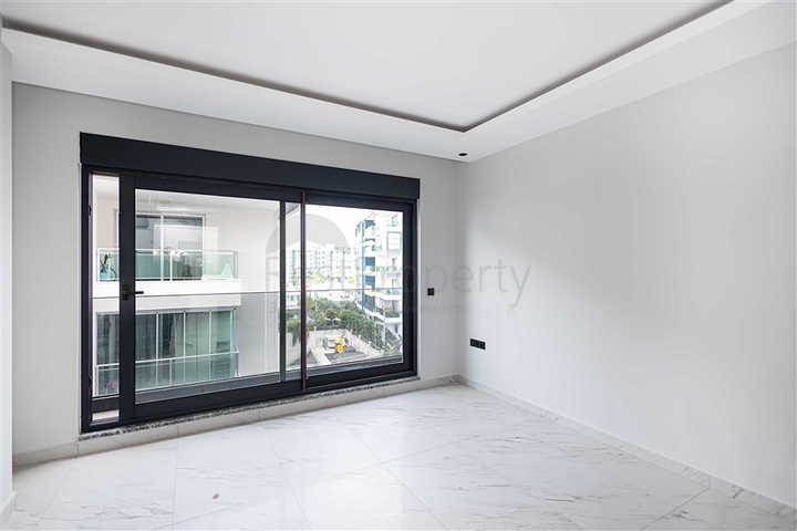 Spacious 2+1 Apartment in Kargicak, Alanya | Terrace & Parking