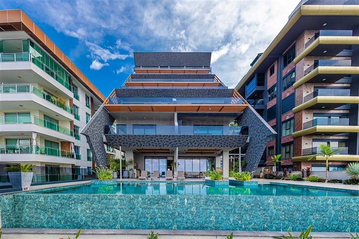 Spacious 2+1 Apartment in Kargicak, Alanya | Terrace & Parking