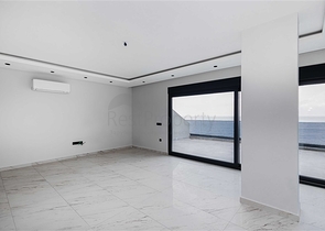 Spacious 2+1 Apartment in Kargicak, Alanya | Terrace & Parking