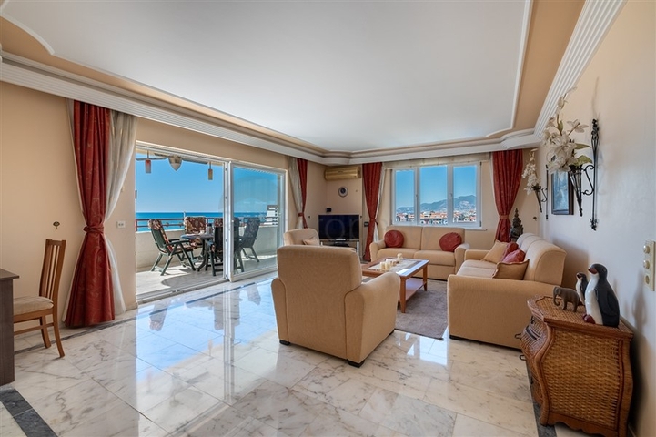 Furnished 2+1 Apartment in Mahmutlar, Alanya | Pool & Facilities