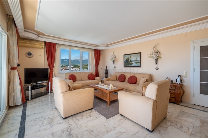 Furnished 2+1 Apartment in Mahmutlar, Alanya | Pool & Facilities