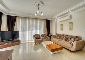 Furnished 2+1 Apartment in Mahmutlar, Alanya | Central Location