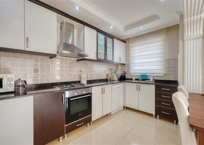 Furnished 2+1 Apartment in Mahmutlar, Alanya | Central Location