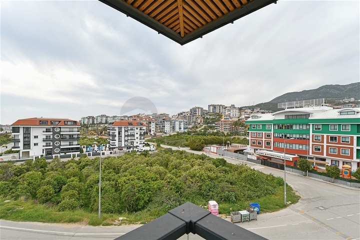Furnished 3+1 Penthouse in Oba, Alanya 