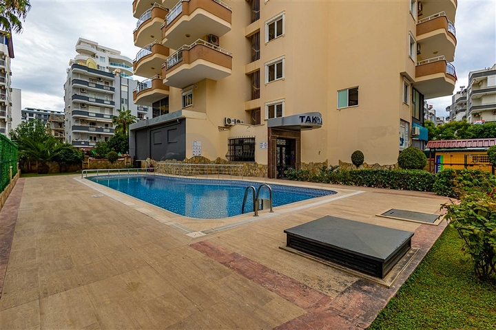 Furnished 2+1 Apartment in Mahmutlar, Alanya | Central Location
