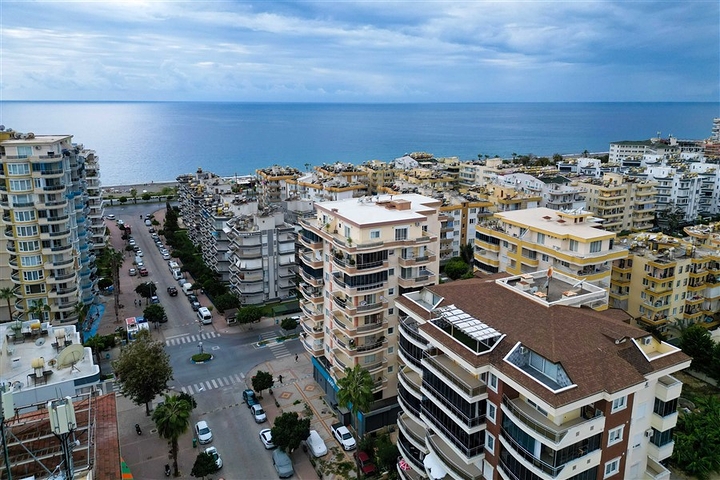 Furnished 2+1 Apartment in Mahmutlar, Alanya | Central Location