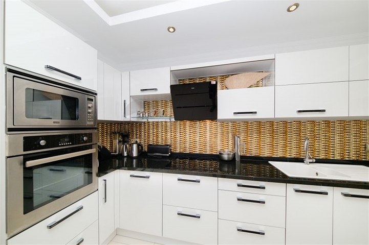 Furnished 2+1 Apartment in Mahmutlar, Alanya