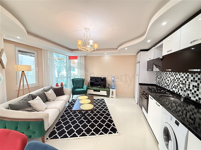 Furnished 1+1 Apartment in Cleopatra, Alanya