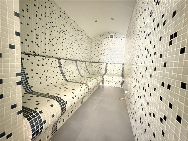 Furnished 1+1 Apartment in Cleopatra, Alanya