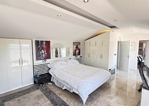 Detached House in Ölüdeniz, Fethiye | Large Plot & Privacy